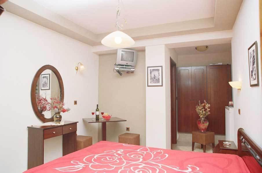 Guesthouse Irida Belokomiti エクステリア 写真